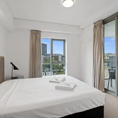 Lovely 2- Bedroom Rental Unit With Free Parking Brisbane Exterior photo